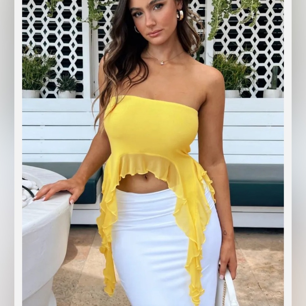 Iris Yellow Ruffle Strapless Top